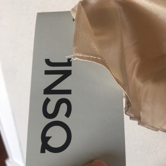 JNSQ Adeline Mulbery Silk Contrast Lace Cami Top - Picture 8 of 14